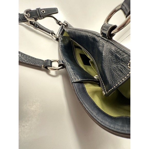 Coach Pleated Patent Leather East West Gallery Y2K tote bag, navy blue - Picture 12 of 13